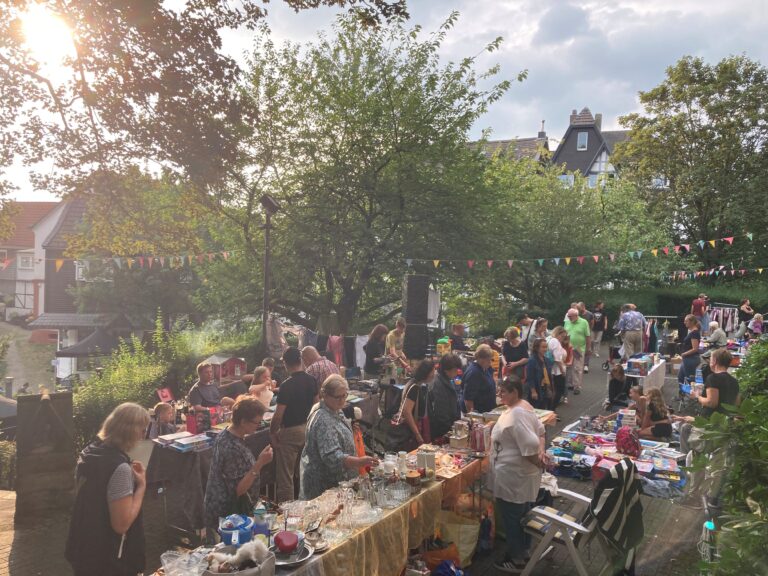 Zweiter Feierabendtrödel beim Feierabendmarkt am 1. August 2025